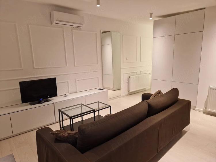 Apartament cu 2 camere semidecomandat, mobilat în Obor