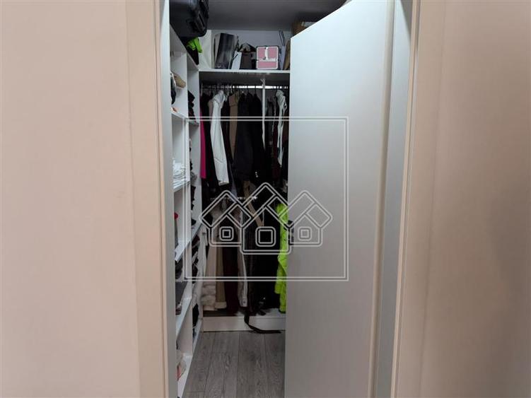 Casă cu 4 camere cu Teren 264 Mp în Tineretului