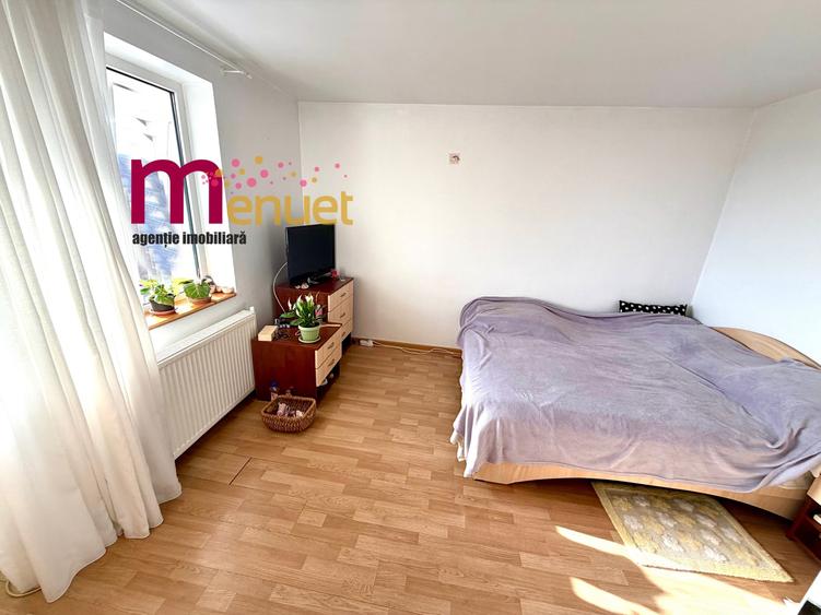 Casă cu 4 camere cu Garaj în Ultracentral
