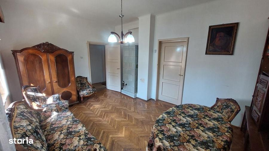 Apartament cu 2 camere decomandat în Sud