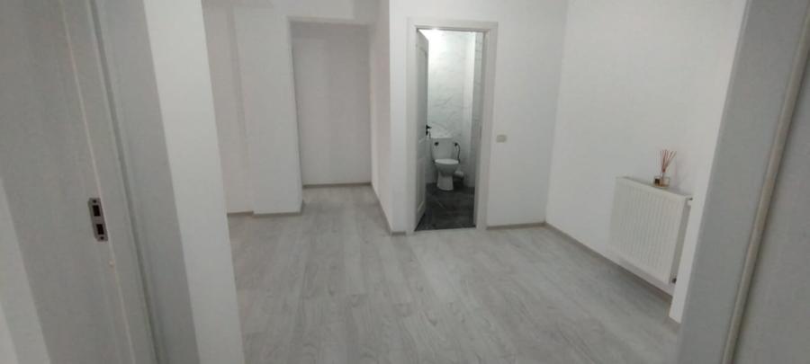 Apartament cu 3 camere decomandat în Popas Păcurari