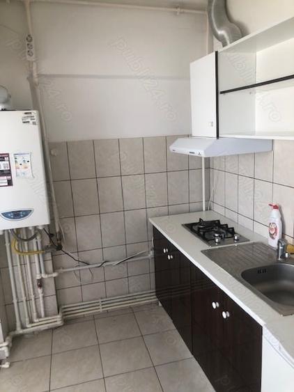 Garsonieră decomandată în Central