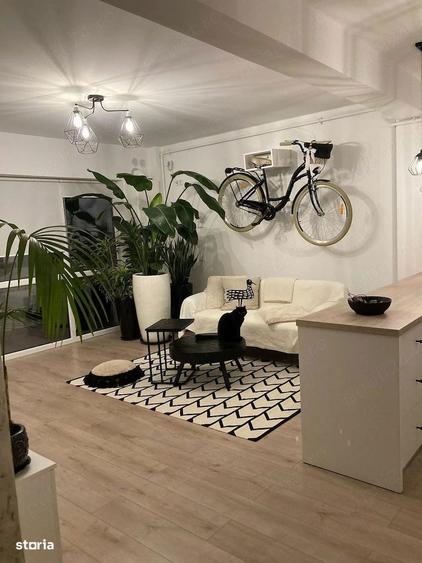Apartament cu 2 camere decomandat, mobilat în Central