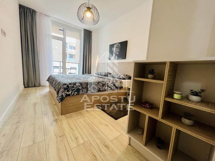 Apartament cu 2 camere semidecomandat, mobilat în Torontalului