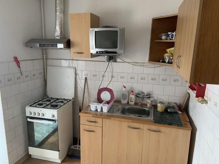 Apartament cu 3 camere decomandat în Dorobanților