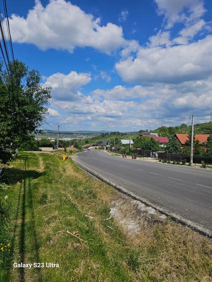 Teren intravilan de 2260 mp, în Tomești