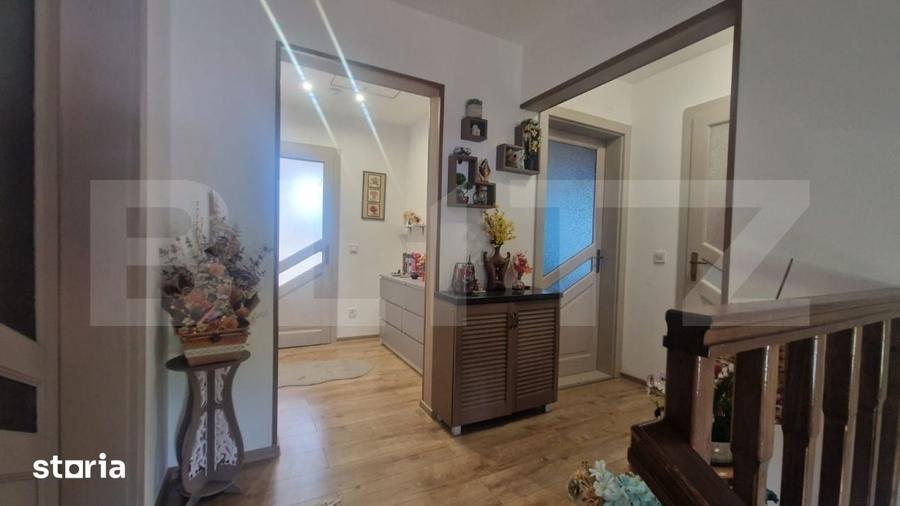 Casă cu 5 camere cu Teren 536 Mp în Stupini