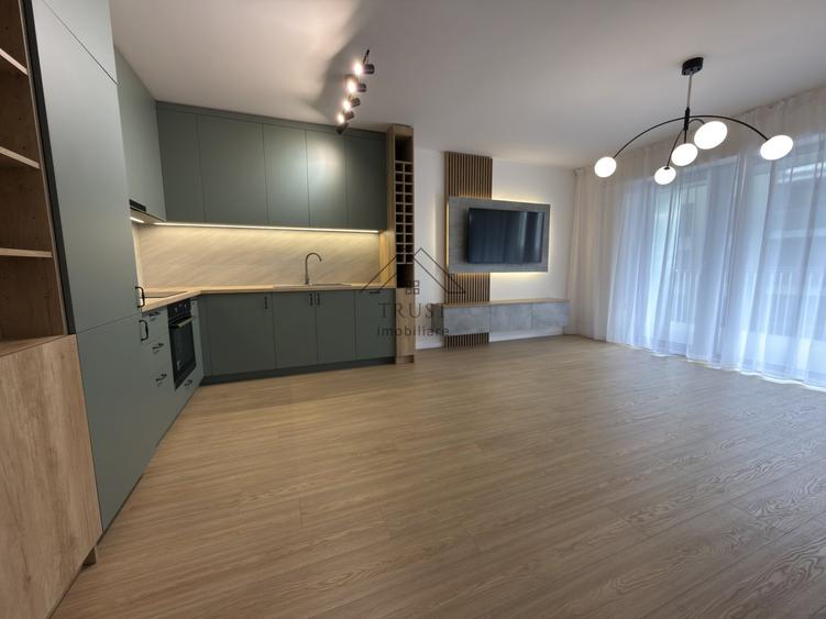 Apartament cu 2 camere decomandat, mobilat în Semicentral