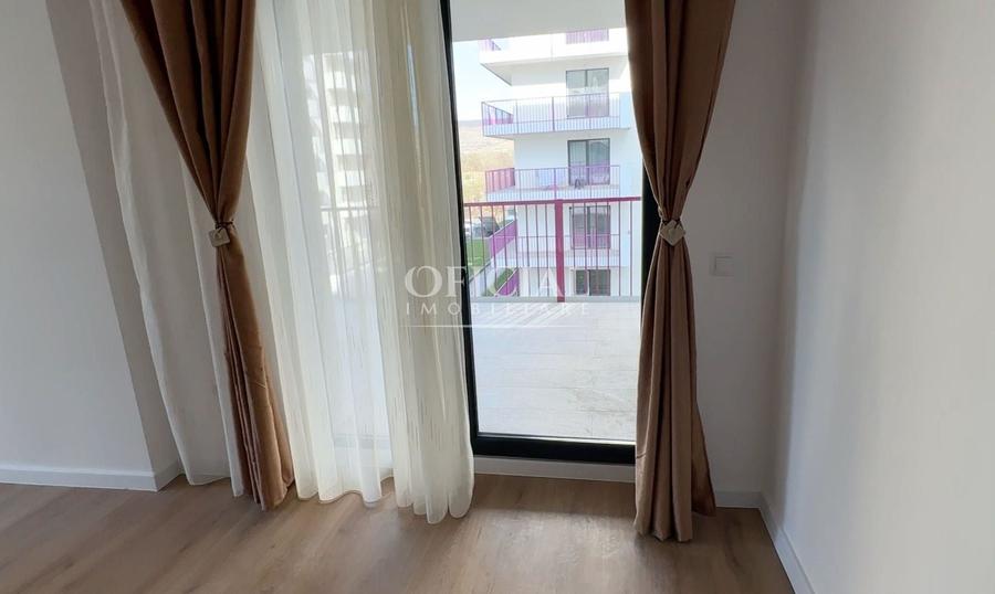 Apartament cu 2 camere semidecomandat, mobilat în Florești