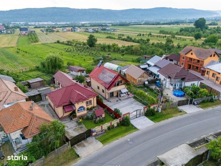 Casă cu 4 camere în Valea Stânii