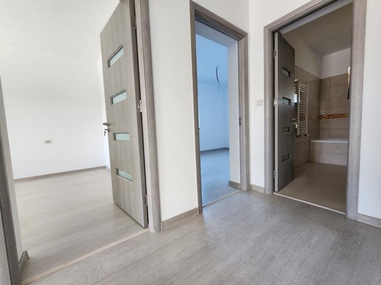 Casă individuală cu 3 camere cu Canalizare în Lunca Cetățuii
