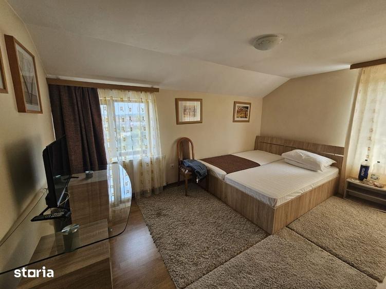 Casă cu 4 camere cu Teren 700 Mp în Curtea de Argeș