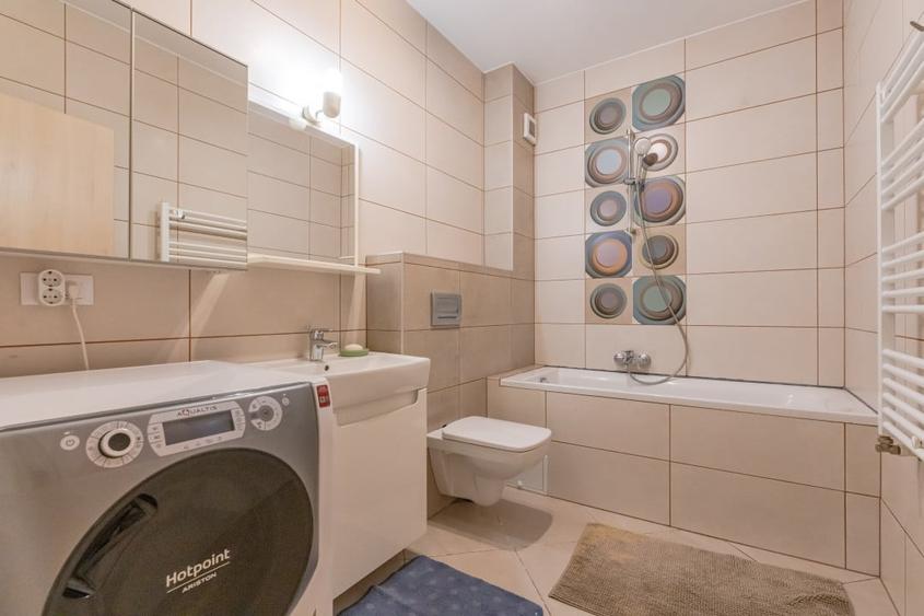 Apartament cu 2 camere decomandat, mobilat în 15 Noiembrie