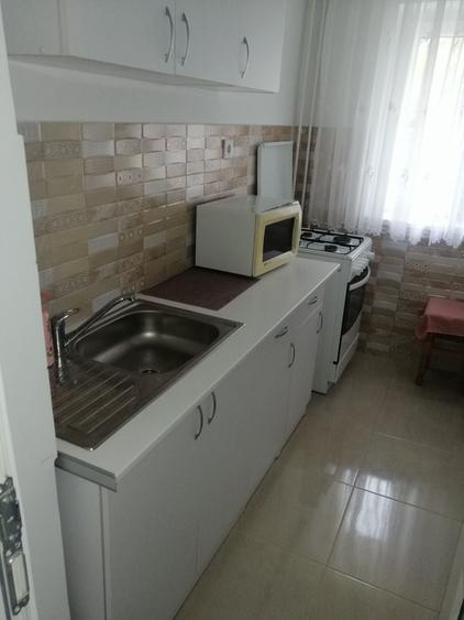 Garsonieră decomandată în Central