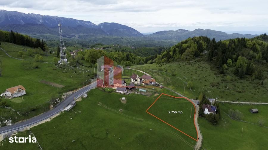 Teren de 2756 mp, în Fundata