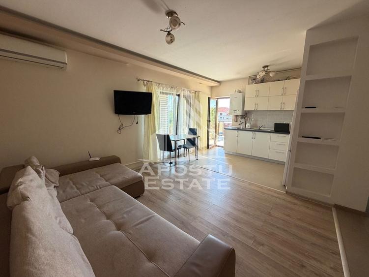Apartament cu 3 camere decomandat, mobilat în Dumbrăvița