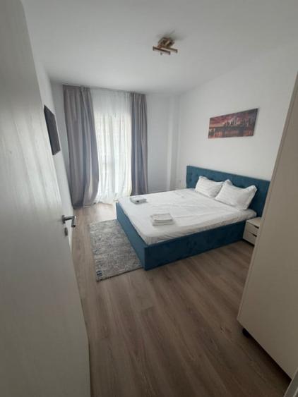 Apartament cu 2 camere decomandat în Rafinaria Vega