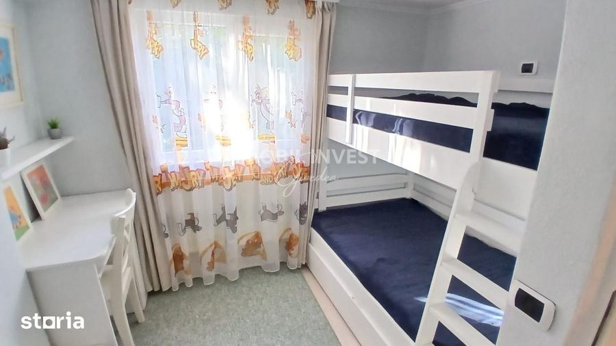 Apartament 2 camere, etaj 1, balcon, loc de parcare - 1