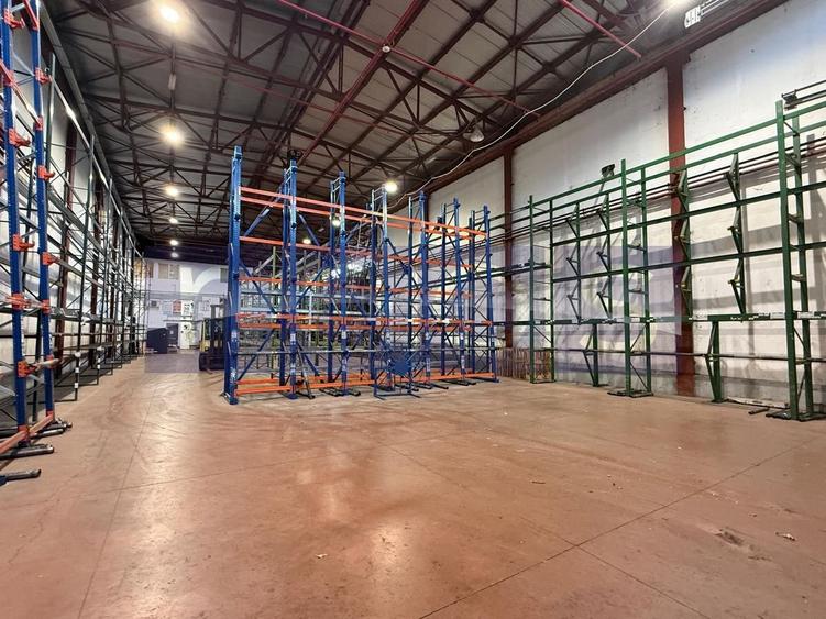 Spațiu industrial, de 1,300 mp, în Centura Nord