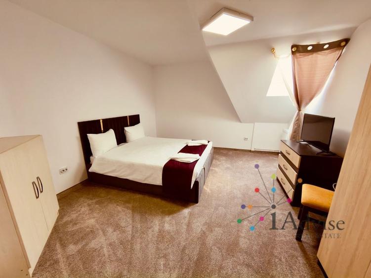 Apartament cu 4 camere semidecomandat în Schei