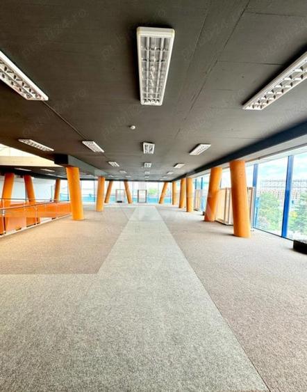 Spațiu comercial, de 1,600 mp, în Tunari