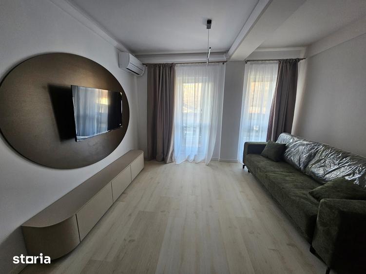 Apartament cu 2 camere decomandat în Calea București