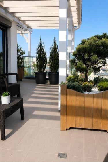 Apartament cu 3 camere decomandat în Ferdinand