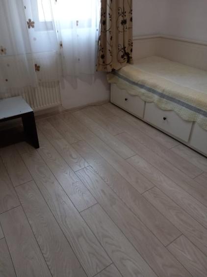 Garsonieră decomandată în Rahova