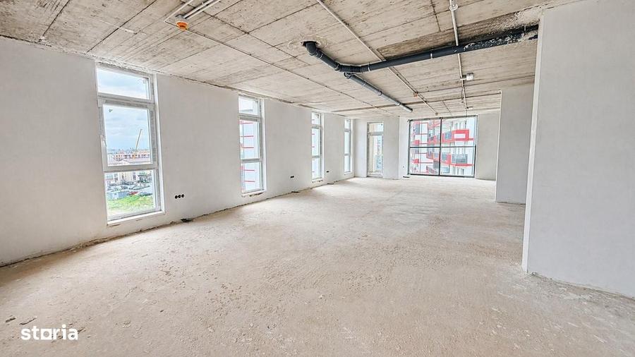 Spațiu comercial, de 208 mp, în Central