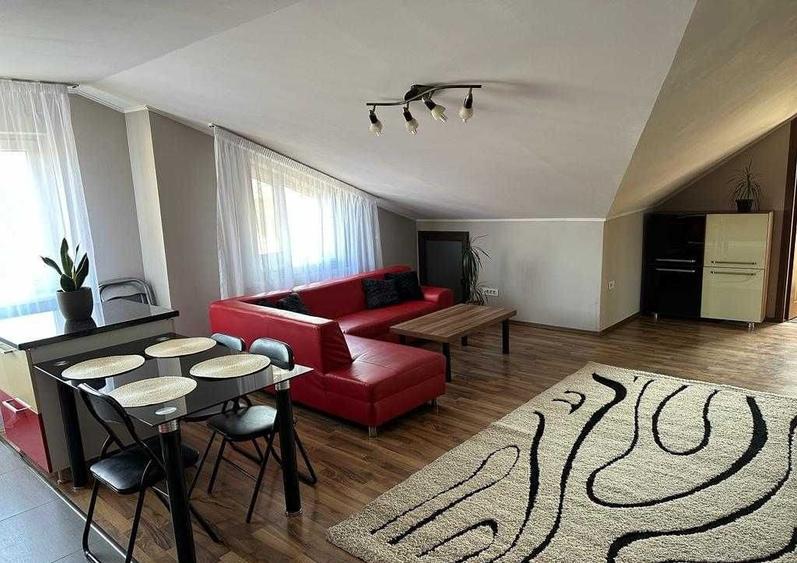 Apartament cu 3 camere nedecomandat, mobilat în Florești