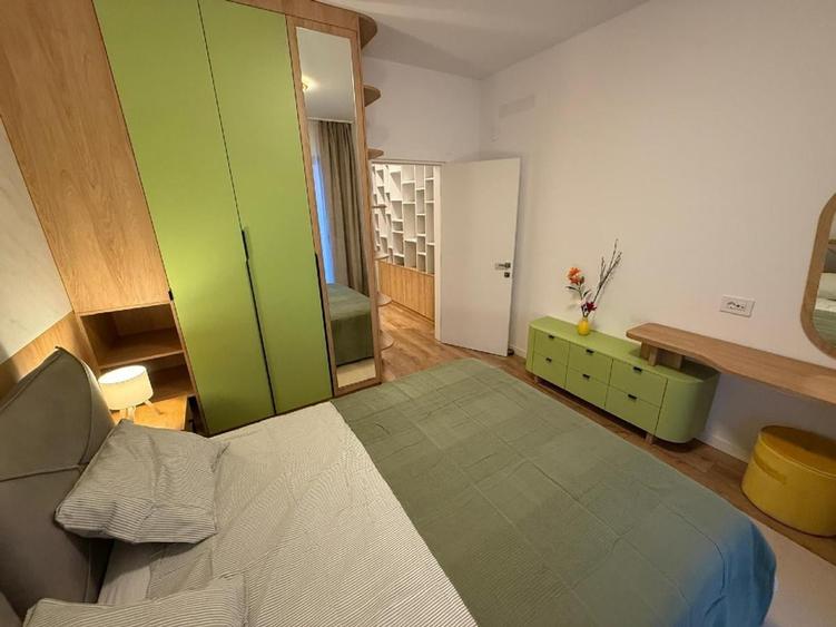 Apartament cu 2 camere semidecomandat, mobilat în Aviației