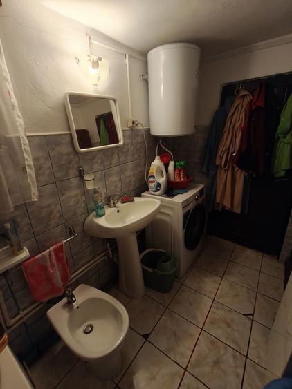 Casă cu 3 camere în Hătcărău