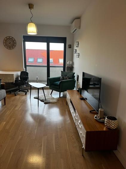 Apartament cu 2 camere semidecomandat în Domenii