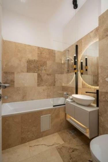 Apartament cu 4 camere decomandat în Dacia