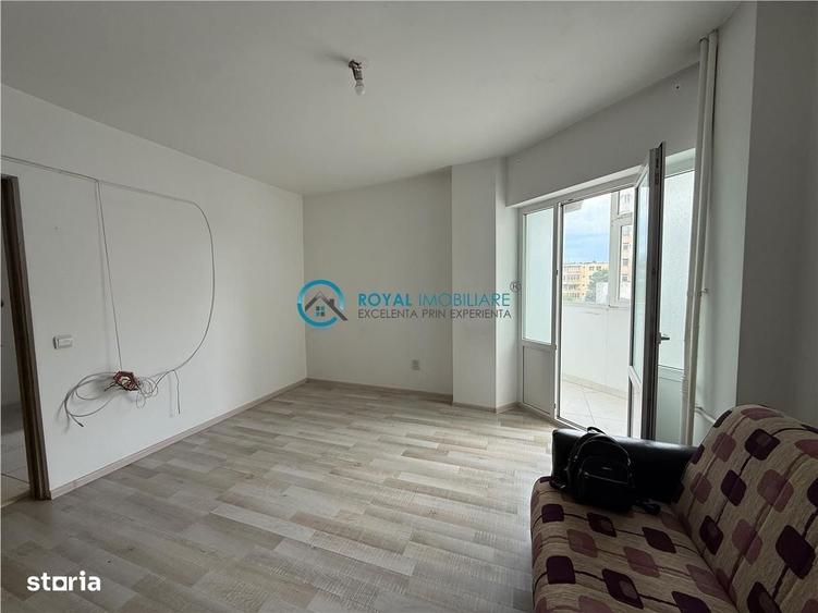Apartament cu 2 camere semidecomandat în Republicii