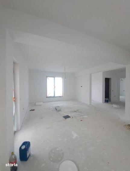 Casă cu 3 camere în Vârteju