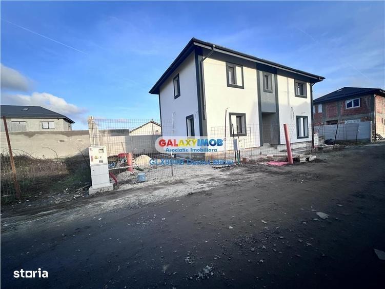 Casă cu 4 camere cu Canalizare în Drumul Taberei