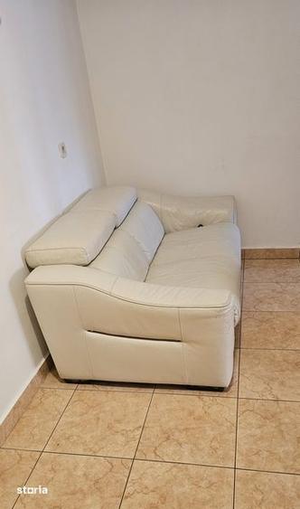 Apartament cu 2 camere decomandat în Pelican