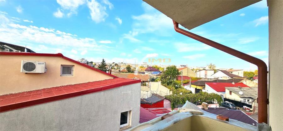 Apartament 3 camere intr o vila P 2E cu cate un apartament p - 4