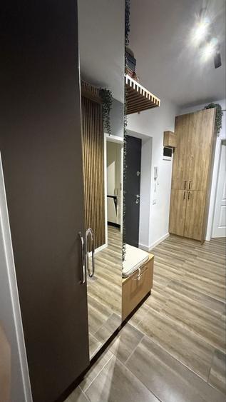 Apartament cu 2 camere decomandat în Metalurgiei