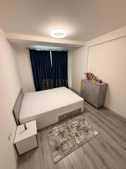 Apartament cu 3 camere decomandat, mobilat în Aradului