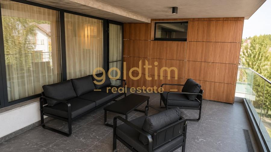 Apartament cu 4 camere decomandat, mobilat în Iancu Nicolae