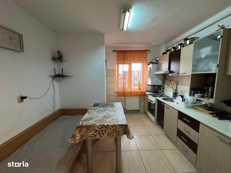 Apartament cu 2 camere, mobilat în Bulgaria