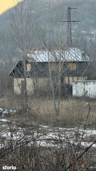 Teren de 10834 mp, în Dumbrăvești