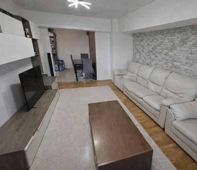 Apartament 3 camere 1996 Bd Unirii Piata Alba Iulia SUPERB - 2