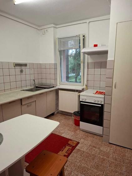 Apartament cu 2 camere nedecomandat în Drumul Carului