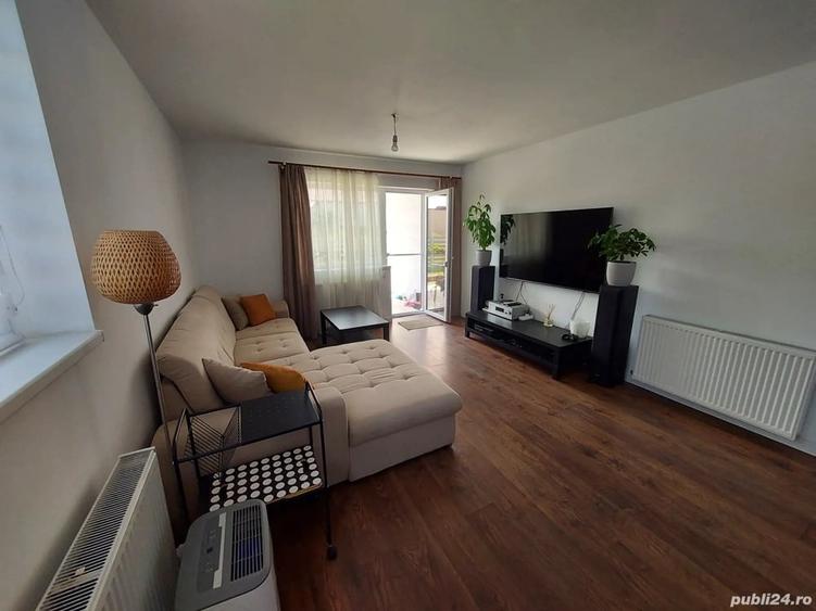 Casă cu 5 camere cu Teren 300 Mp în Tărlungeni