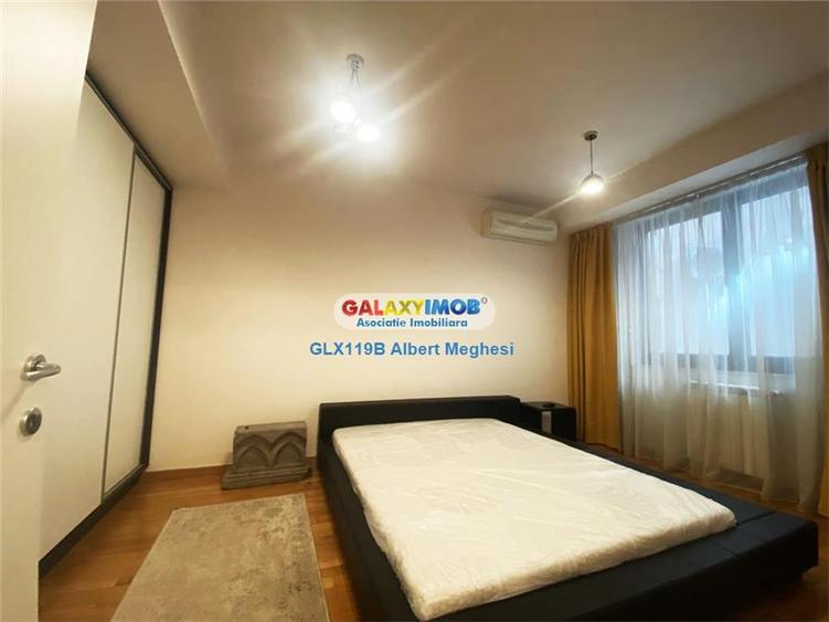 Apartament cu 5 camere semidecomandat în Herăstrău