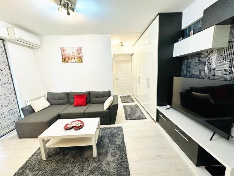 Apartament cu 2 camere decomandat în Sebastian