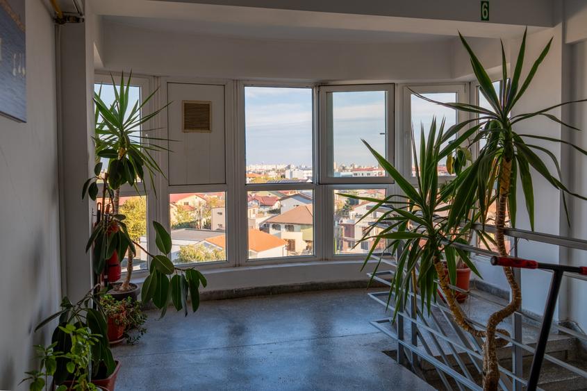 Apartament cu 2 camere decomandat în Kamsas